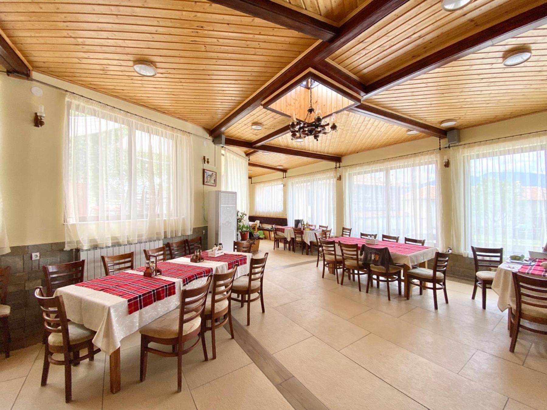 Boryka Family Hotel Asikoria Ngoại thất bức ảnh