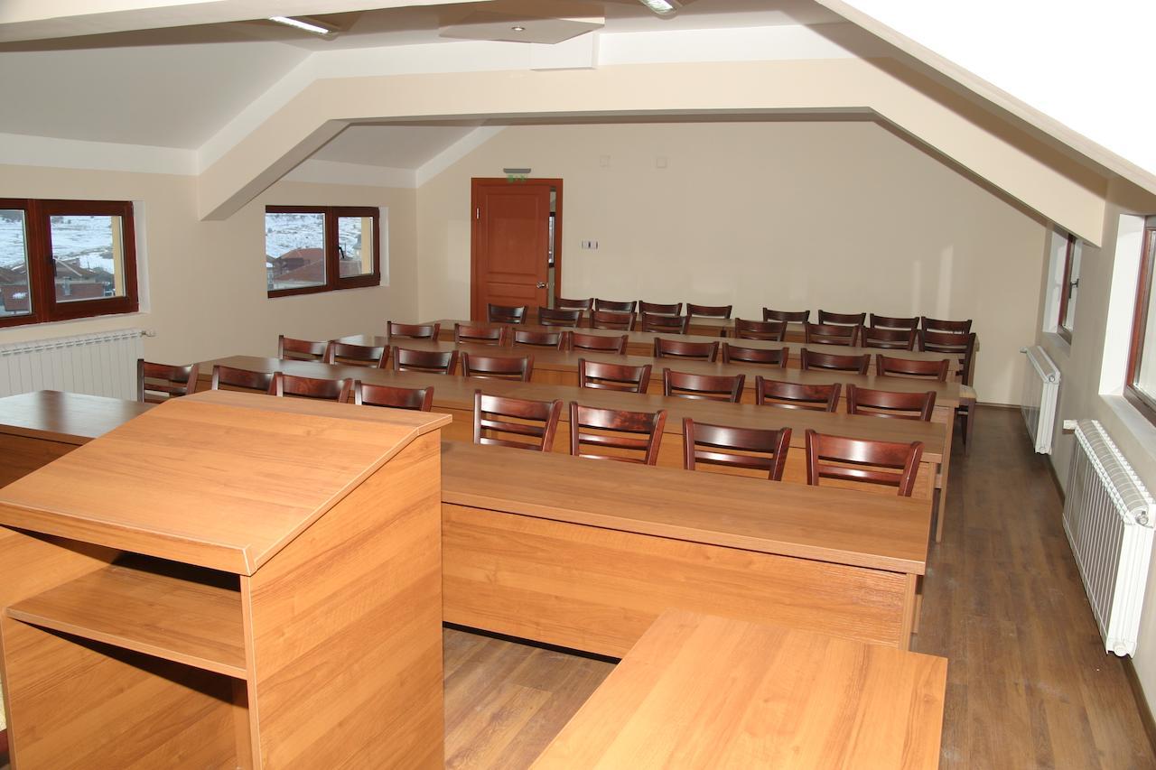 Boryka Family Hotel Asikoria Ngoại thất bức ảnh